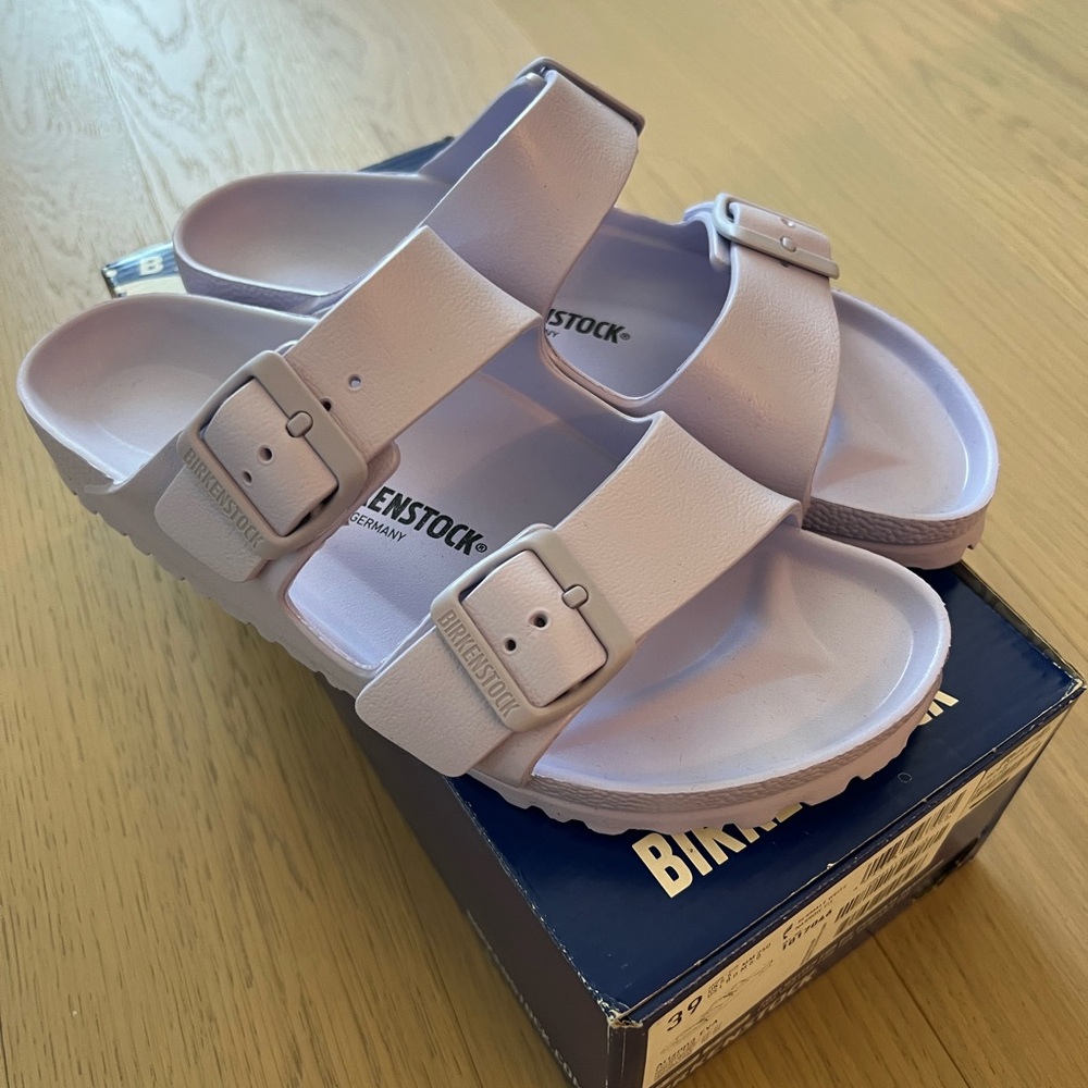 NEW with box Women’s Size 39 (US 8) Birkenstock in Purple Fog